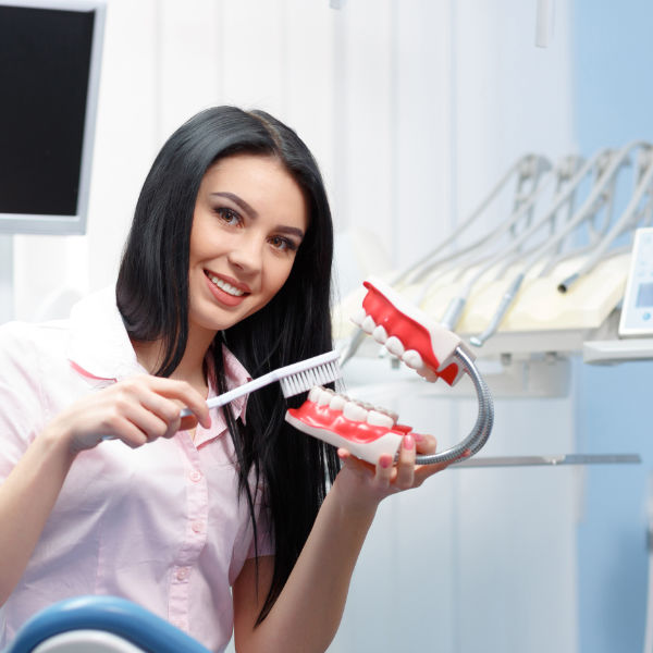 Wir suchen Zahnmedizinische Propylaxeassistentinnen